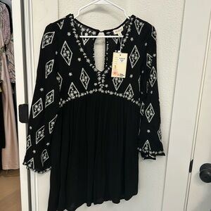 Black long sleeve flowy dress